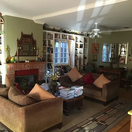 Elaine'S Hollywood Bed & Breakfast